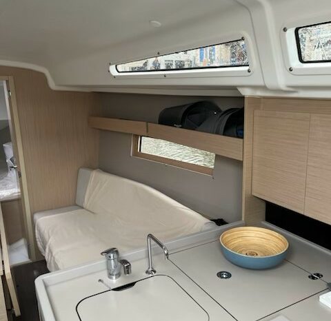 BENETEAU – OCEANIS 34.1 complet