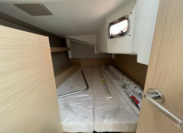 BENETEAU – OCEANIS 34.1 complet