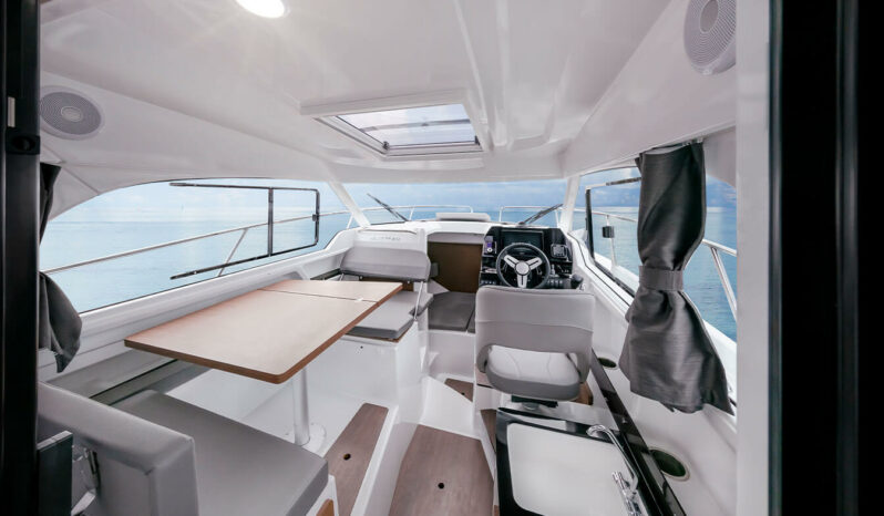 BENETEAU – ANTARES 8 HB complet