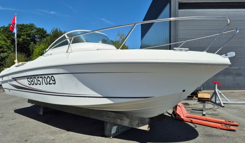 BENETEAU – FLYER 650 WA complet