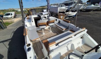 BENETEAU – FLYER 7   SUNdeck complet